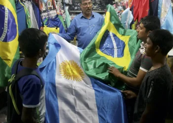 Argentinos estão se mudando para o Brasil e motivo é surpreendente