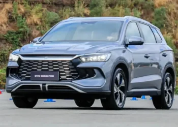 Motorista processou BYD, ganhou o caso e recebeu um carro da marca chinesa