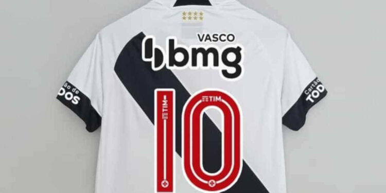Vestiu a camisa 10 do Vasco e agora anunciou aposentadoria