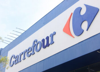 Supermercado gigante se despediu, esvaziou prateleiras e fechou as portas