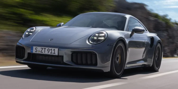 Carros de luxo ficam mais baratos e imposto despenca na Argentina