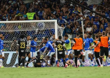 Título do Cruzeiro vai ser anulado após pancadaria contra o Atlético-MG?