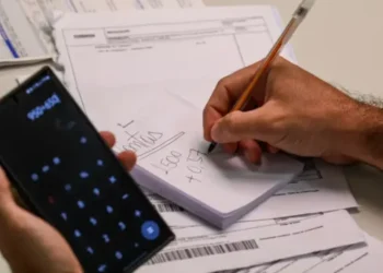 Comunicado geral para brasileiros que estão com nome sujo: seu nome pode ser limpo