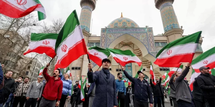 Irã bate o martelo sobre acordo de paz com os EUA