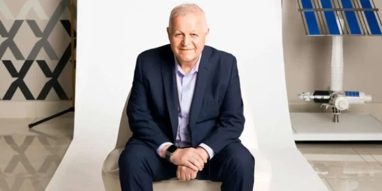 Enquanto Donald Trump tem fortuna de US$ 6,5 bilhões, homem mais rico do Irã tem dinheiro para 3 gerações