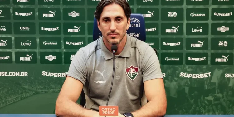 Zubeldía se despede e chega ao fim do ciclo no Fluminense após perder para o Vasco