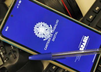 Abono salarial foi modificado e valores foram antecipados