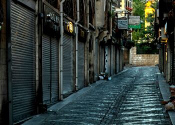 Além dos supermercados, mais comércios são obrigados a fechar no domingo