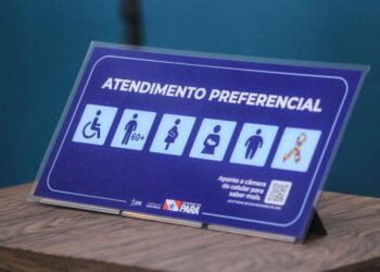 Lei obrigatória em farmácias e mercados atinge idosos de 60 anos