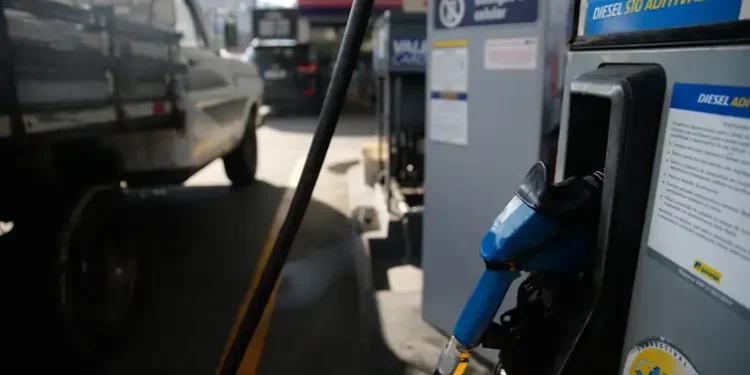Recorde histórico: diesel acaba de subir para quase R$ 11,00