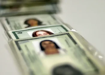 Documento de identificação no Brasil foi extinto e substituído por novo número de identidade