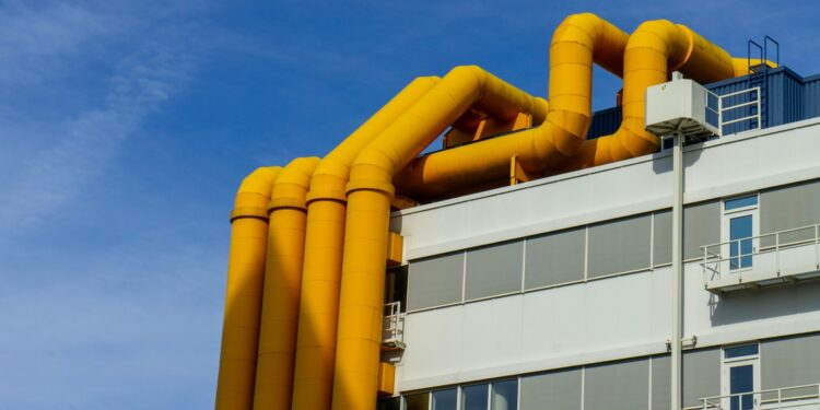 Fábrica gigante abre no Brasil, custa R$ 2,5 bilhões e vai gerar empregos