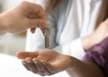 Filhos ganham direito de herdar a casa sem precisar fazer inventário, revela advogada