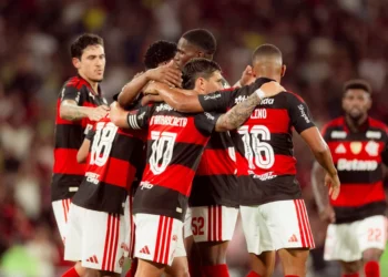 Flamengo surpreende e acerta contratação de novo atacante