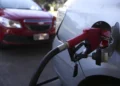 Mais um estado aumentou o preço da gasolina e revoltou população