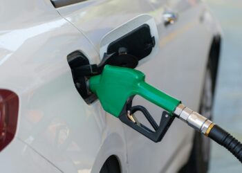 Gasolina não para de subir e volta a mudar de preço no Brasil