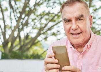 Idosos podem garantir benefício extra de quase R$ 2.000