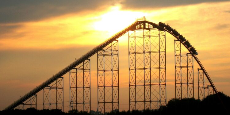 Maior parque temático do Brasil vai ter montanha-russa gigante de quase 2km