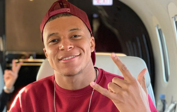 É verdade que Mbappé é filho de ex-goleiro da Seleção?