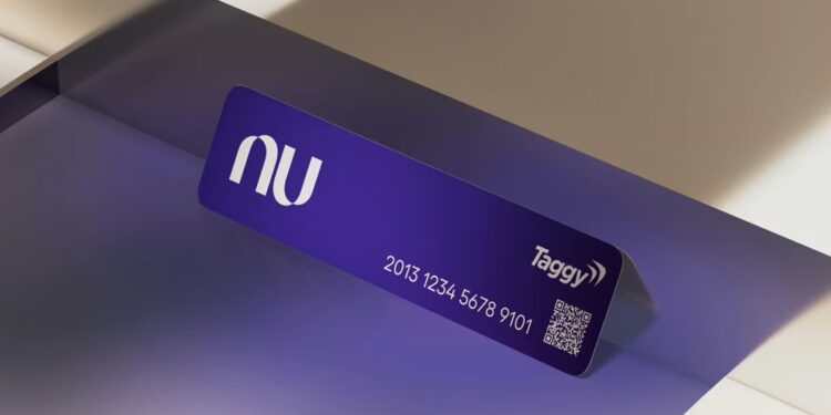 Brasileiros com conta no Nubank podem passar no pedágio sem pagar