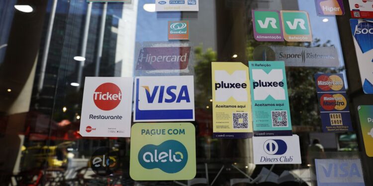 vale-refeição (VR) e vale-alimentação (VA)