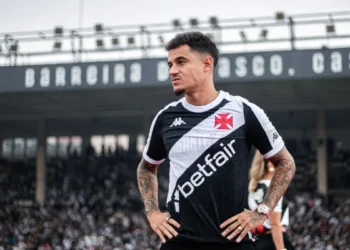 Após sair do Vasco, Coutinho recebeu proposta e tomou atitude sobre o futuro