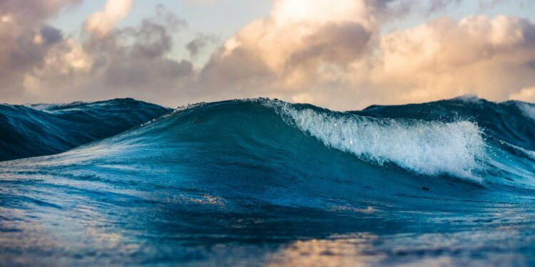 Qual a grande diferença entre mar e oceano?