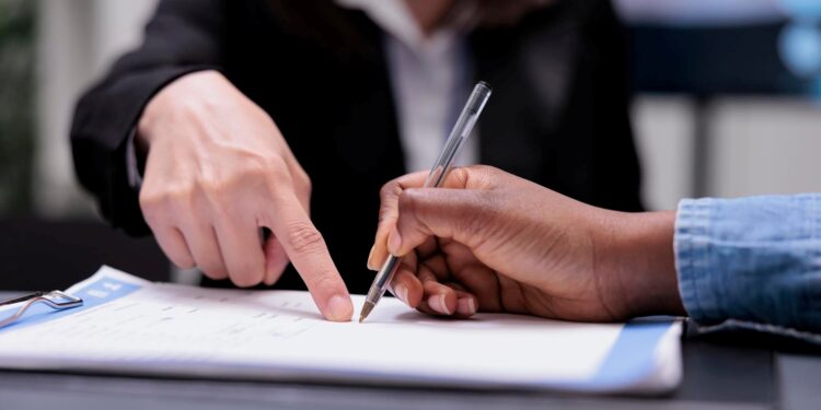 Quanto custa para mudar o próprio nome no Brasil?