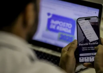 Receita Federal emite comunicado geral para quem vai fazer Imposto de Renda