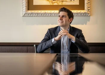 Homem mais rico do Brasil fundou rede social que mudou o mundo