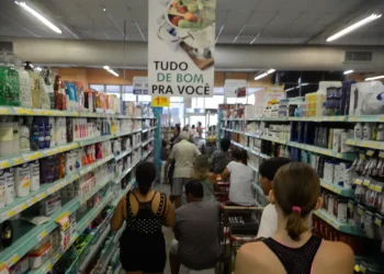 Supermercados recebem comunicado sobre nova lei a cumprir