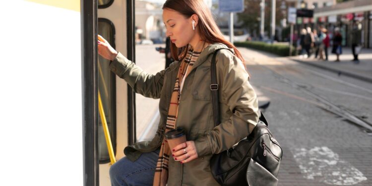 Transporte público gratuito foi aprovado: detalhes e quem tem direito