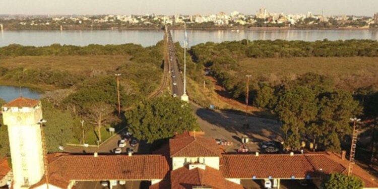 Feriado prolongado foi confirmado dia 24 de março e estradas vão lotar com fluxo de trânsito neste país