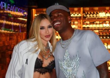 Vidente que quase nunca erra revela término no relacionamento de Vini Jr e Virginia