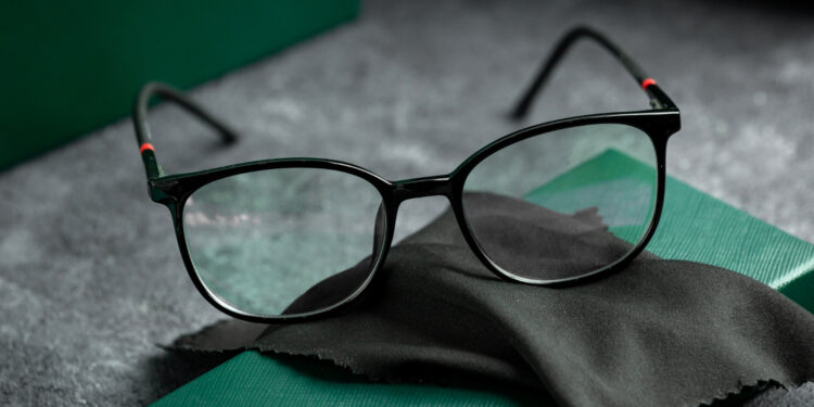 Novas lentes de contato reduzem o cansaço mental e deixam com visão de luxo