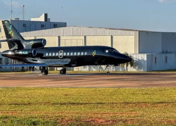 Neymar comprou avião de luxo que cruza continentes sem parar para abastecer