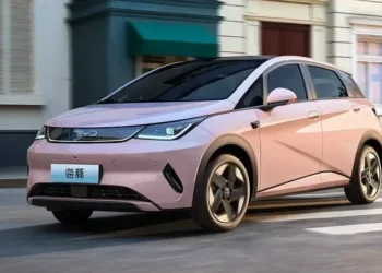 BYD Dolphin 2027: versão hatch chega ao Brasil com grandes novidades