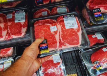 Preço da carne de classe popular no Brasil disparou e ficou ainda mais caro