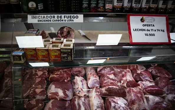 Enquanto brasileiros pagam quase R$ 100 na picanha, argentinos estão comendo carne de burro