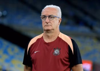 Dorival Júnior se despede no Corinthians após derrota para o Fluminense