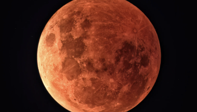 Eclipse lunar de 2026: céu vai escurecer e lua sangrar