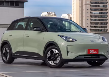 Geely EX2 entrega potência de luxo e custa o mesmo valor de um BYD Dolphin Mini