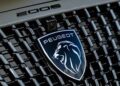 Carro premium da Peugeot despenca de valor em liquidação histórica
