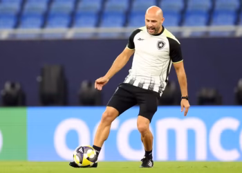 Novo técnico do Botafogo: conheça o português que surpreendeu a todos