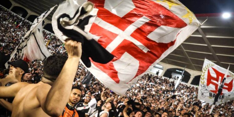 Vasco ganha pontos e acaba de subir para 2º colocado no Brasileirão