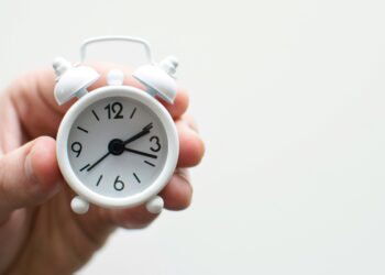 Adeus, 24 horas! Dias passarão a ser de 25h a partir desta data