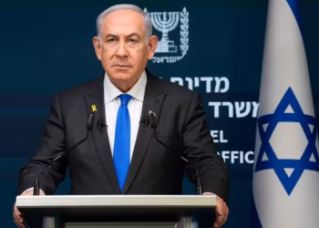 Israel surpreende e ataca polo gigante do Irã