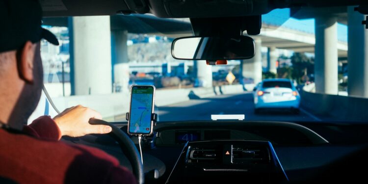 BYD traz ótima notícia para taxistas e motoristas de Uber