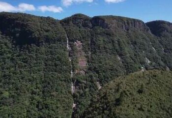 Maior cachoeira do Brasil ficava escondida por terra desconhecida e poucos sabem o mistério
