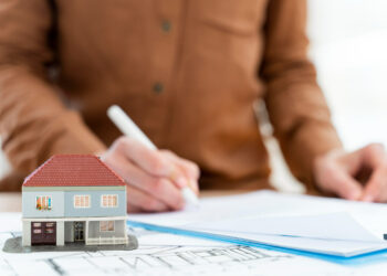 Você pode ser dono do seu imóvel sem escritura e quase ninguém sabe disso, explica advogada